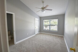 12721 Black Mangrove Dr in Largo, FL - Building Photo - Building Photo
