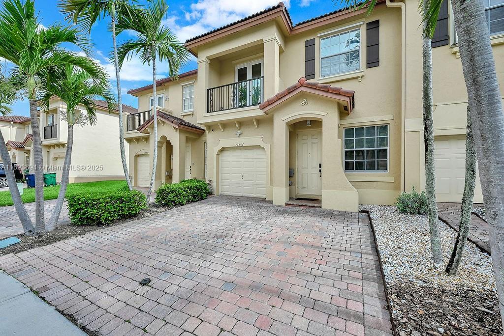 12857 SW 134th St in Miami, FL - Building Photo