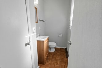 6461 N 73rd St in Milwaukee, WI - Building Photo - Building Photo