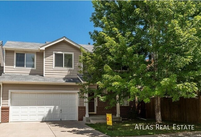 9539 E Iowa Cir in Denver, CO - Building Photo - Building Photo