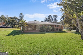 202 Laurel Dr in Sylvania, GA - Building Photo - Building Photo