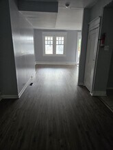 5728 Hunter St in Philadelphia, PA - Building Photo - Building Photo