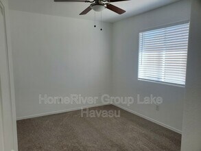 2406 N Kiowa Blvd in Lake Havasu City, AZ - Building Photo - Building Photo