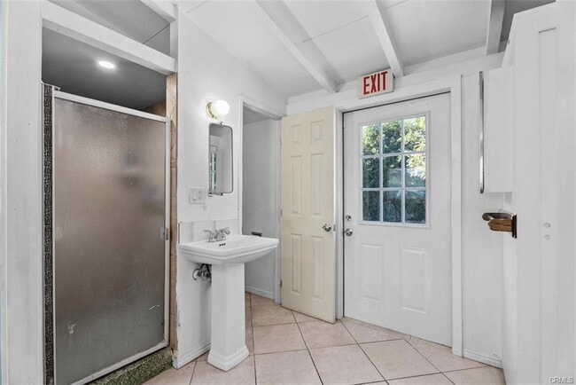 115 S Gilbert St in Anaheim, CA - Foto de edificio - Building Photo