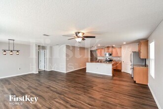 3535 Shiner Dr in Jacksonville, FL - Building Photo - Building Photo