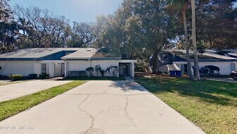 1230 Mayport Landing Cir in Atlantic Beach, FL - Building Photo