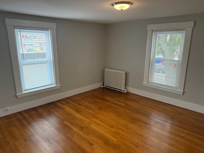 67 North Beacon St, Unit R in Watertown, MA - Foto de edificio - Building Photo