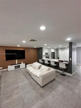 15368 SW 11th St in Miami, FL - Building Photo - Building Photo