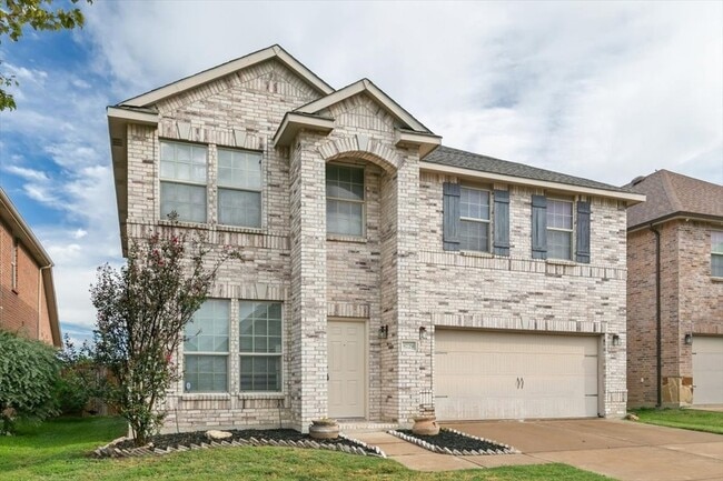 8729 Noontide Dr in Fort Worth, TX - Building Photo - Building Photo