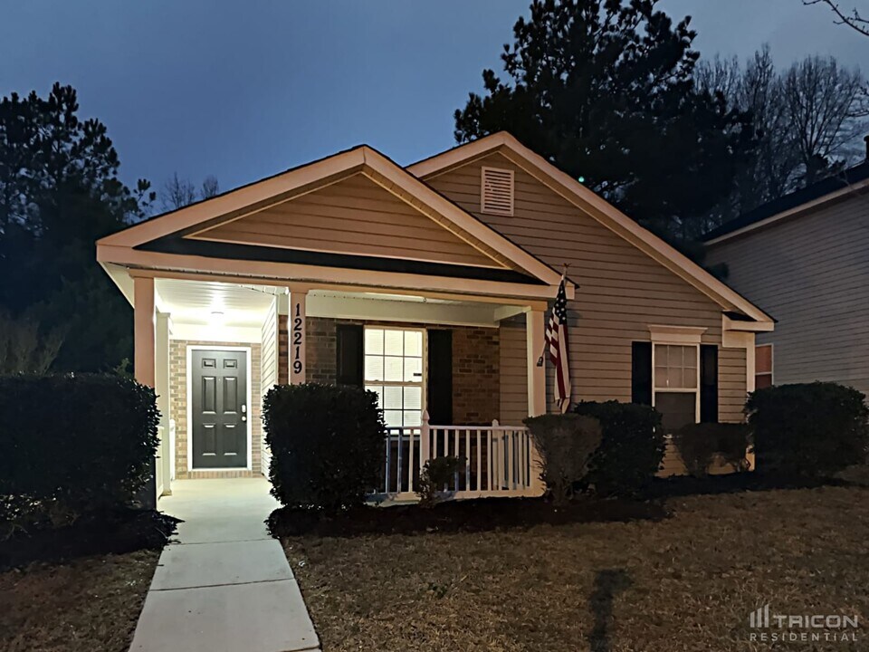 12219 Stewarts Crossing Dr in Charlotte, NC - Building Photo