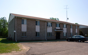 5007 Hill Ave in Toledo, OH - Building Photo - Building Photo