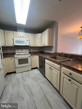 4403 Silverbrook Ln-Unit -A201 in Owings Mills, MD - Building Photo - Building Photo