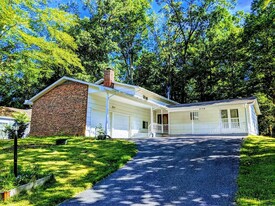 5170 Phantom Ct in Columbia, MD - Building Photo