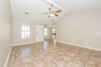 4104 Pepperwood Dr in Nashville, TN - Foto de edificio - Building Photo