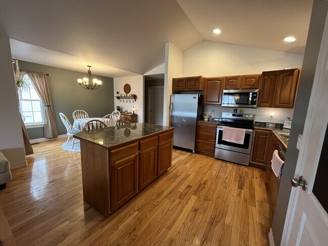 312 High Meadows Dr in Florence, CO - Building Photo - Building Photo