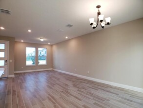 5856 Bimini Twist Loop in Orlando, FL - Building Photo - Building Photo
