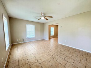 2505 Avenue E in Bay City, TX - Building Photo - Building Photo