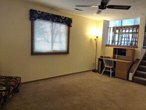 2505 Lowman Dr in Bloomington, IL - Building Photo - Building Photo
