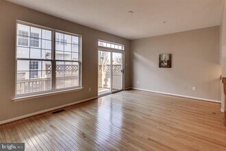 15726 Winners Dr in Gaithersburg, MD - Building Photo - Building Photo