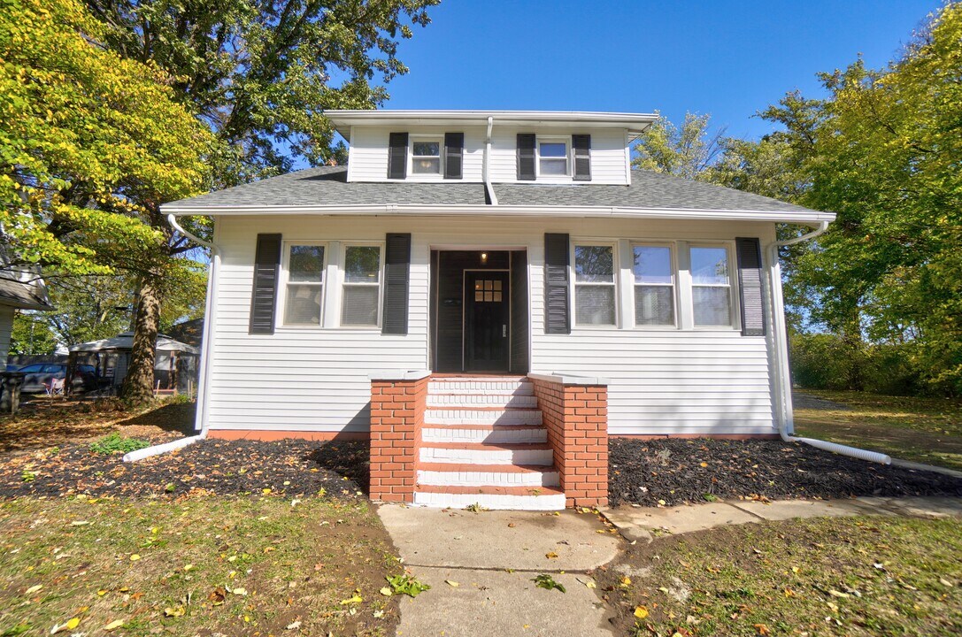 4 Runyan Ct in Lima, OH - Building Photo