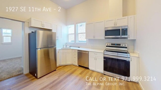 1927 SE 11th Ave