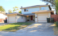 Merrihill Townhomes in Carmichael, CA - Building Photo - Building Photo