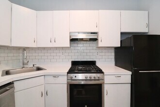 108 Adams St in Hoboken, NJ - Building Photo - Building Photo