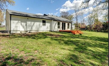 507 NW Holly Ln in Lee's Summit, MO - Building Photo - Building Photo