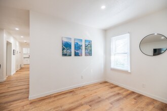 600 E 8th St in Cheyenne, WY - Foto de edificio - Building Photo