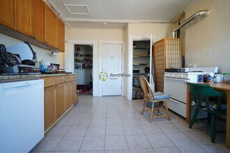 109 Windsor St, Unit 8 in Cambridge, MA - Building Photo - Building Photo