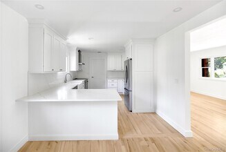91 Circuit Rd in Bellport, NY - Building Photo - Building Photo