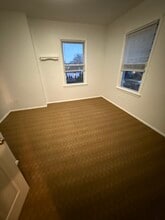 19 N Bridge Ave in Red Bank, NJ - Building Photo - Building Photo