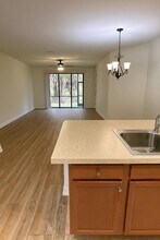 7935 Bristol Cir in Naples, FL - Building Photo - Building Photo