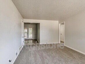 3217 Overland Dr in Del City, OK - Building Photo - Building Photo