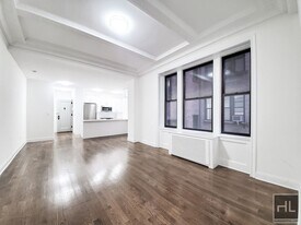 WEST 58 STREET in New York, NY - Building Photo