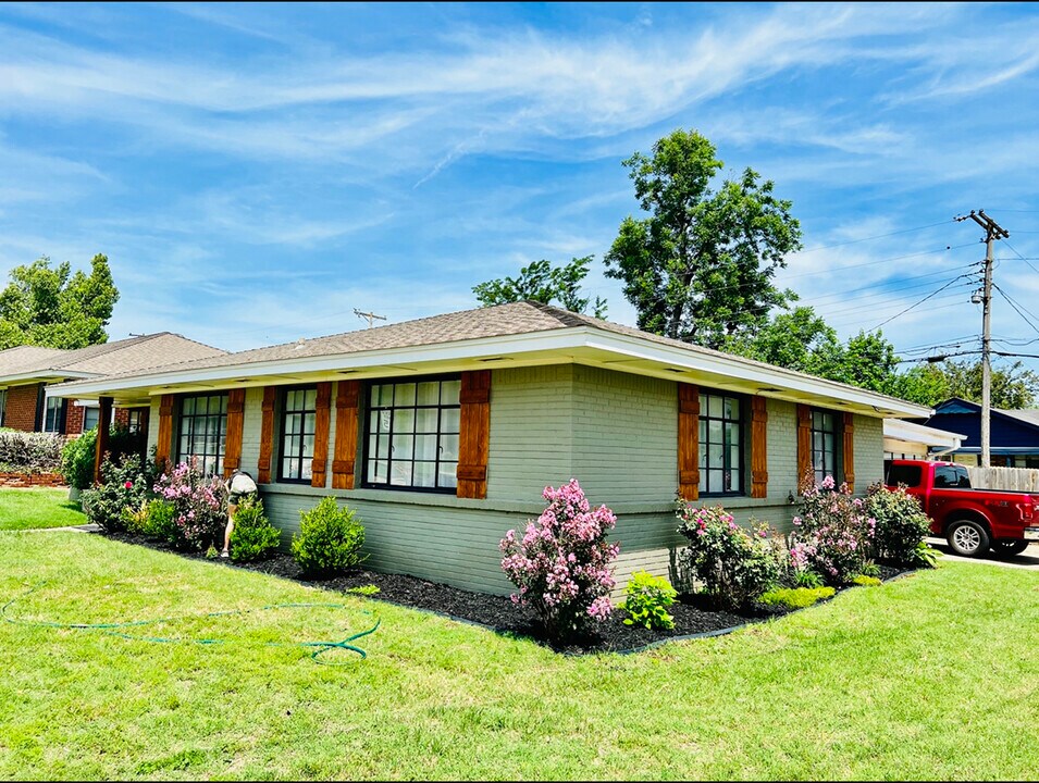 3301 NW 62nd St in Oklahoma City, OK - Building Photo