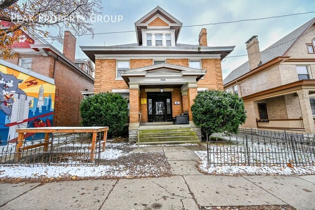 property at 305 W McMillan St