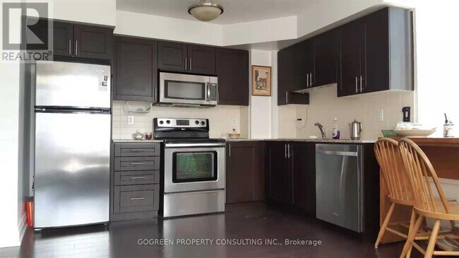 1 De Boers Dr in Toronto, ON - Building Photo - Building Photo