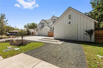 603 Bissonet Ln in Austin, TX - Building Photo - Building Photo