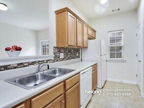 3701 Utoy Dr SW in Atlanta, GA - Building Photo - Building Photo