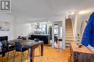 11 Mountnoel Ave in Toronto, ON - Building Photo - Building Photo