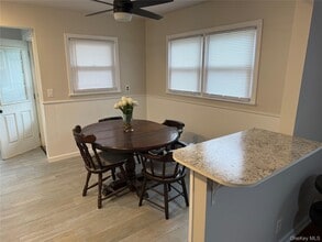 273 Mott Ave in Lawrence, NY - Building Photo - Building Photo