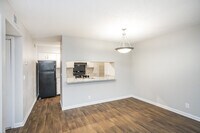 Pebble Creek Apartments photo'