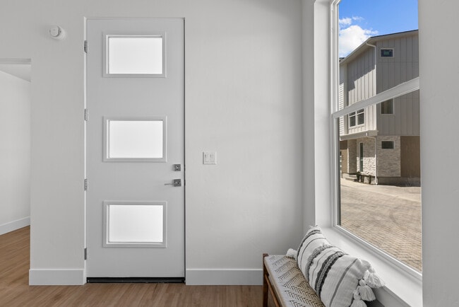 495 E Violets Cv Ln in Garden City, ID - Building Photo - Building Photo