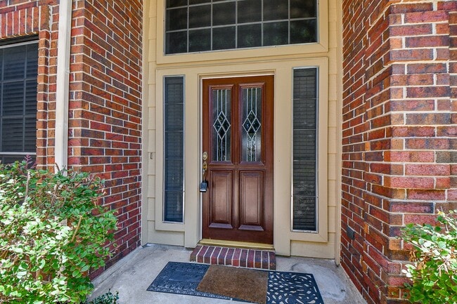 6335 Oakburl Ln in Sugar Land, TX - Building Photo - Building Photo