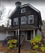 17 Whitmore St, Unit Lower in Rochester, NY - Building Photo