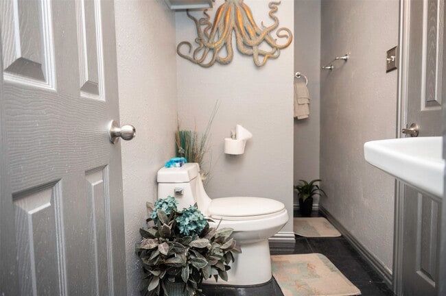 property at 1015-1011 11th St