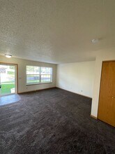 804-806-806 N Irene Ave in Marshfield, WI - Building Photo - Building Photo