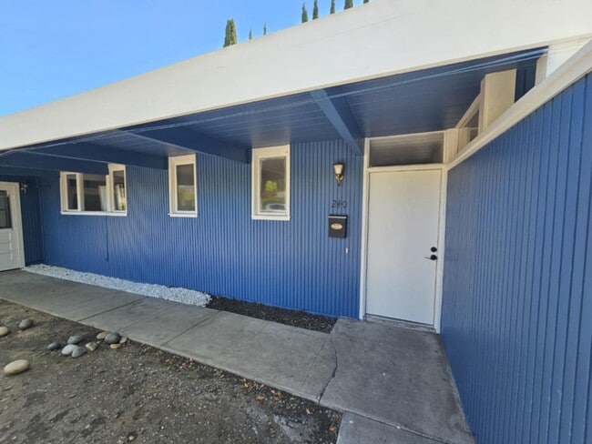 property at 240 E Meadow Dr