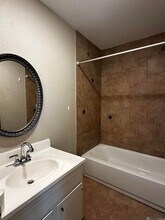 151 Richland Ave in Baton Rouge, LA - Foto de edificio - Building Photo